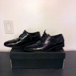 Alfani Quincy dress shoes, black, lace up, size 7.5M, in very good condition.